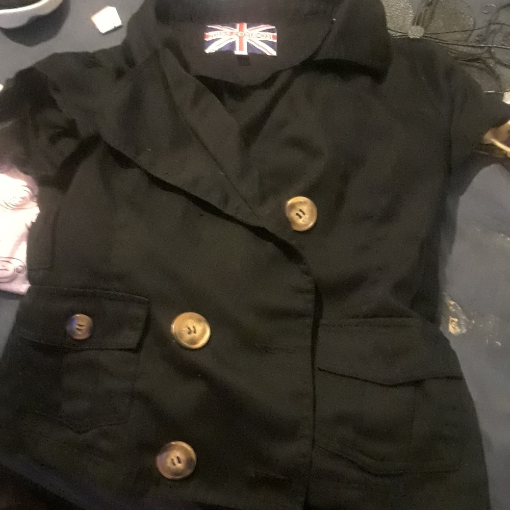 Short sleeve jacket - Picture 3 of 3